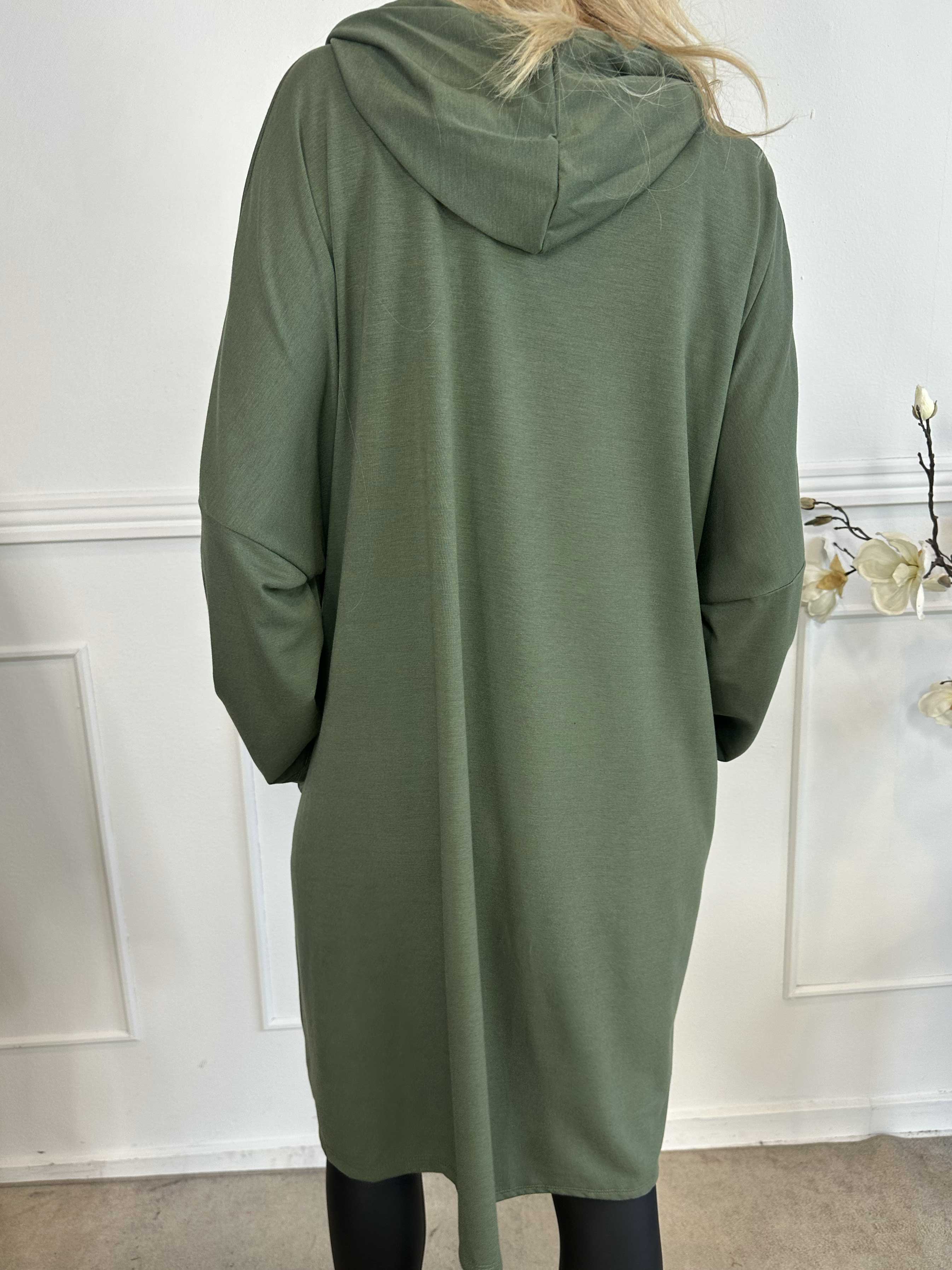 Vogue Hoodie - Hoodieklänning med mockahals